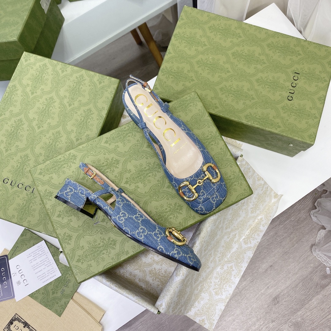 ____ en el nuevo ____GUCCI Gucci / Gucci boutique de gama alta 2021 principios de la primavera nuevo