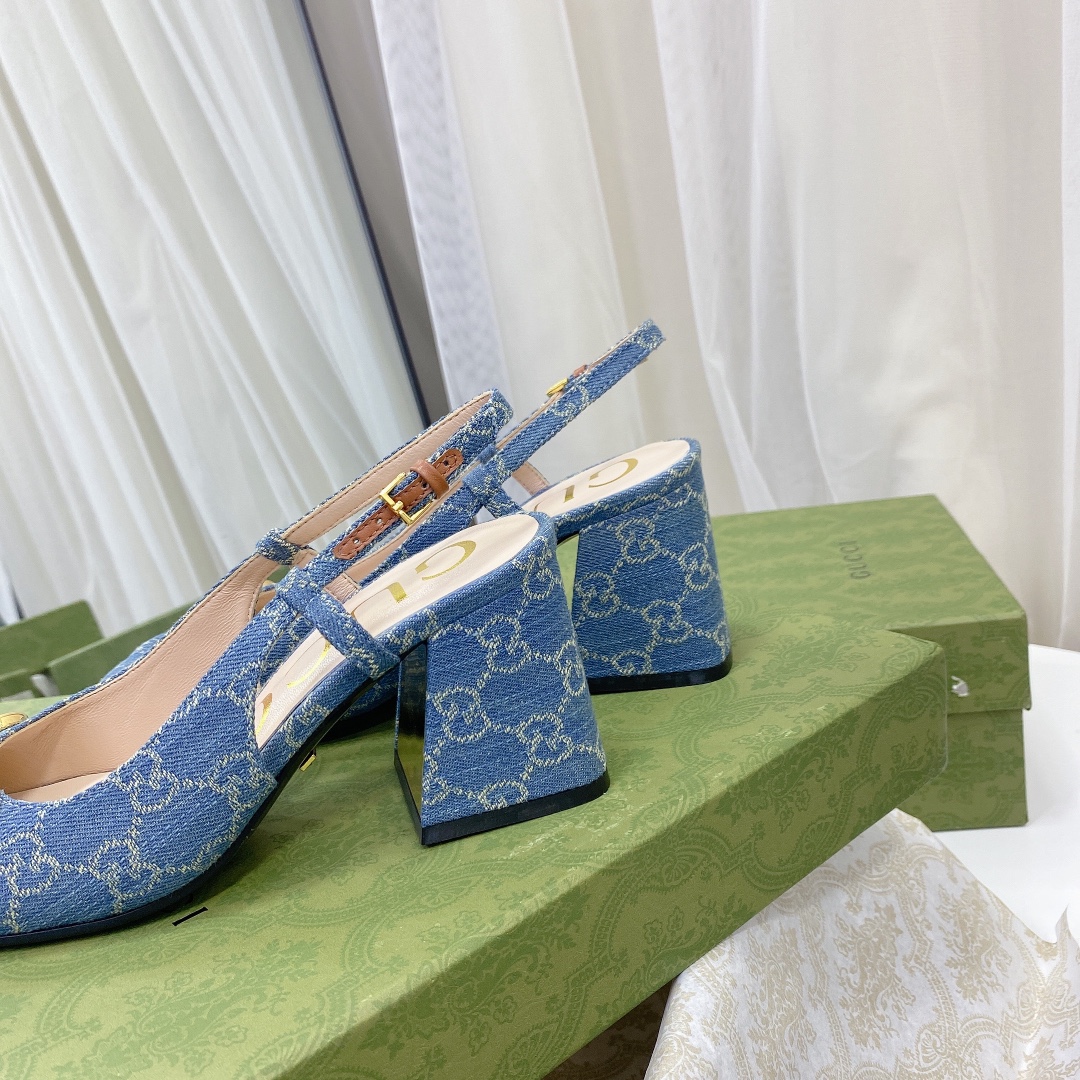 ____ en el nuevo ____GUCCI Gucci / Gucci boutique de gama alta 2021 principios de la primavera nuevo