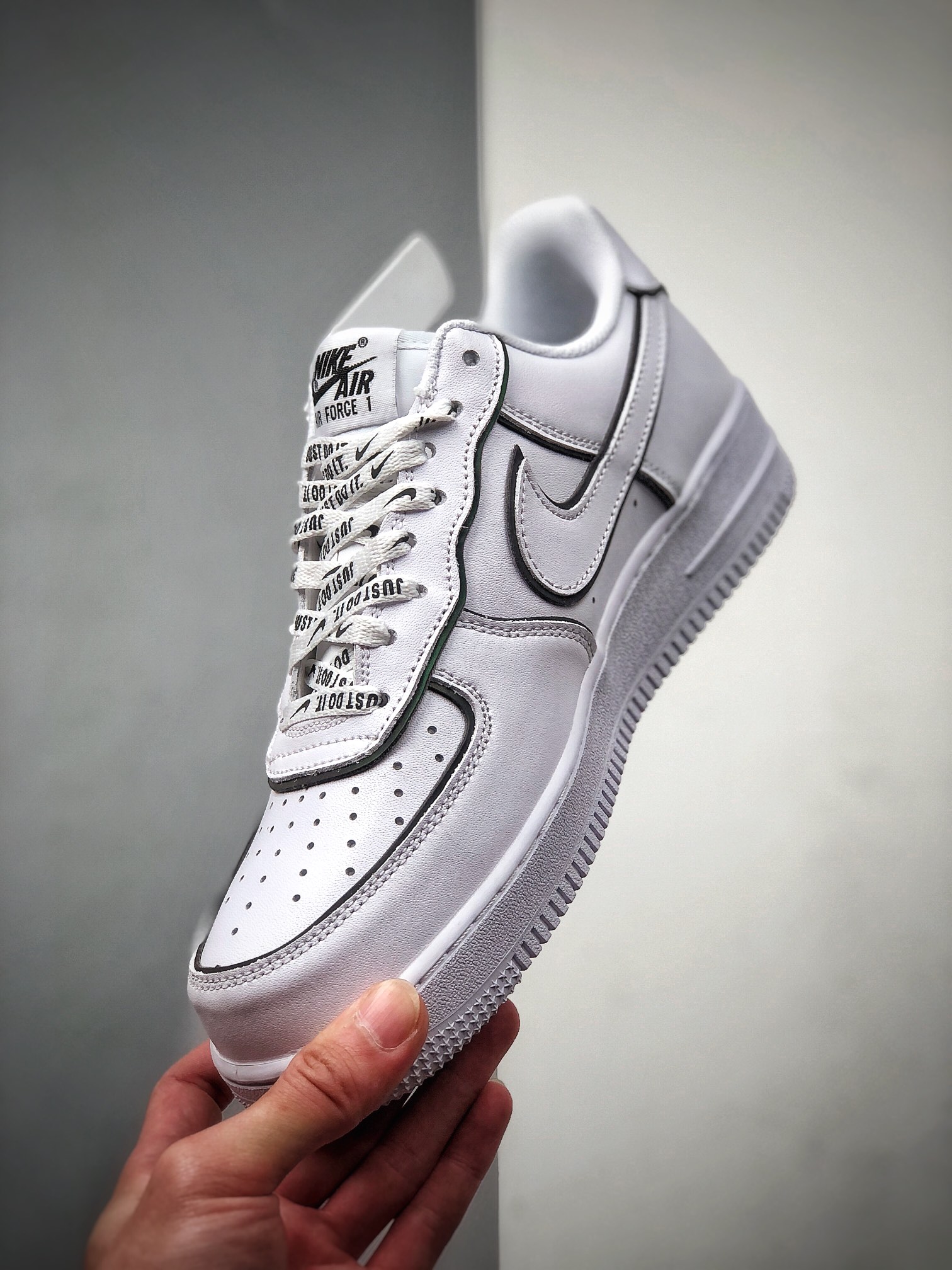 280 NIKE FORCE空军一号运动休闲板鞋  BQ6425-109