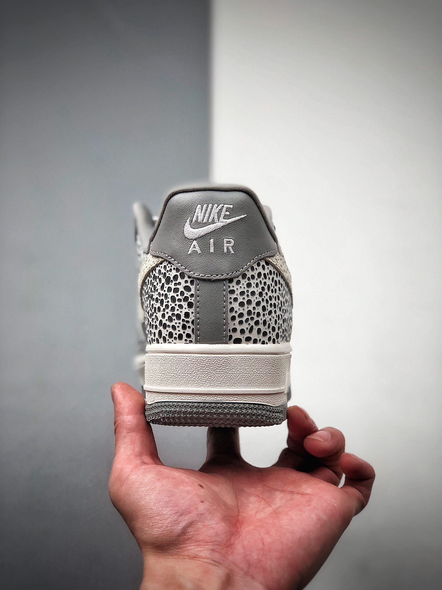 200 NIKE FORCE空军一号运动休闲板鞋 DH2475-001