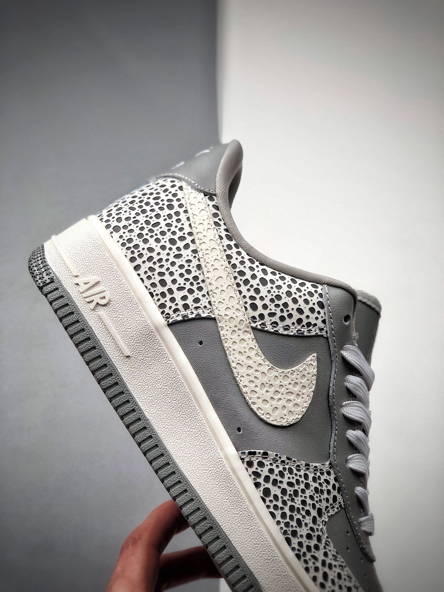 200 NIKE FORCE空军一号运动休闲板鞋 DH2475-001