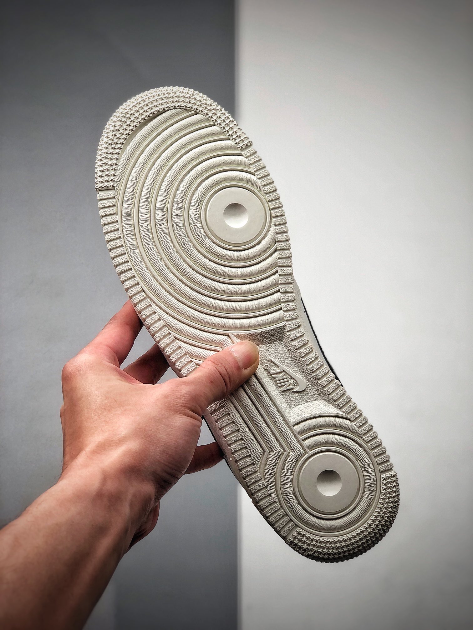 200 NIKE FORCE空军一号运动休闲板鞋 CQ5059-108