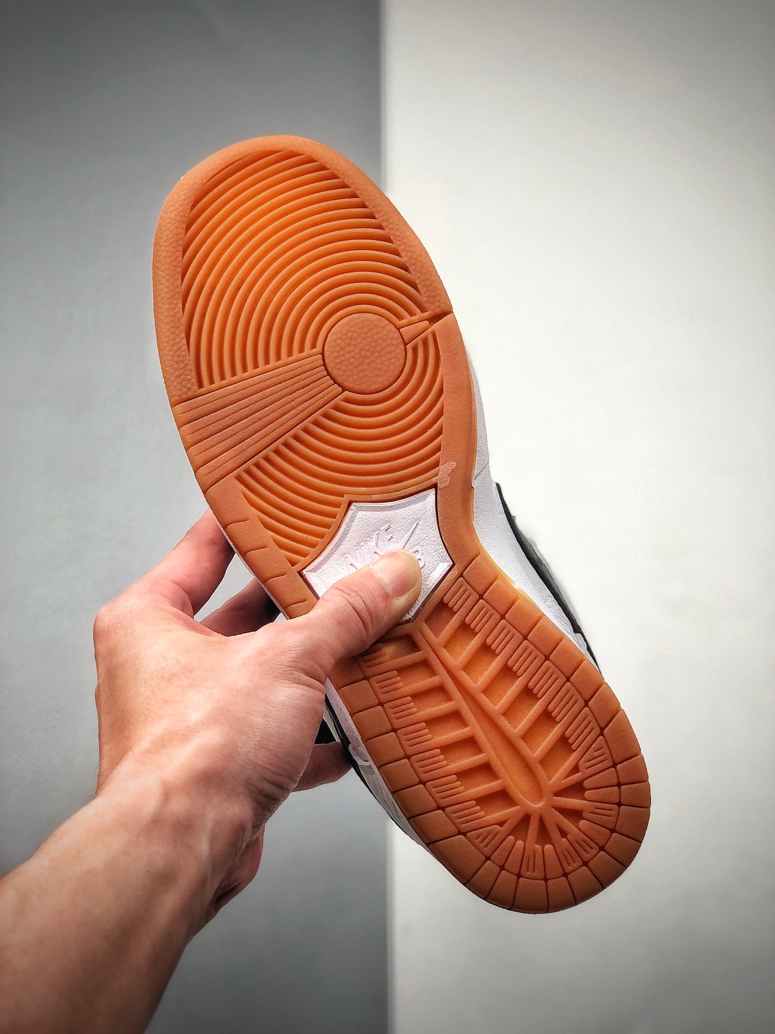 200 耐克Nike SB Dunk Low Orange label 扣篮系列低帮经典百搭休闲运动板鞋“黑白”2563-100