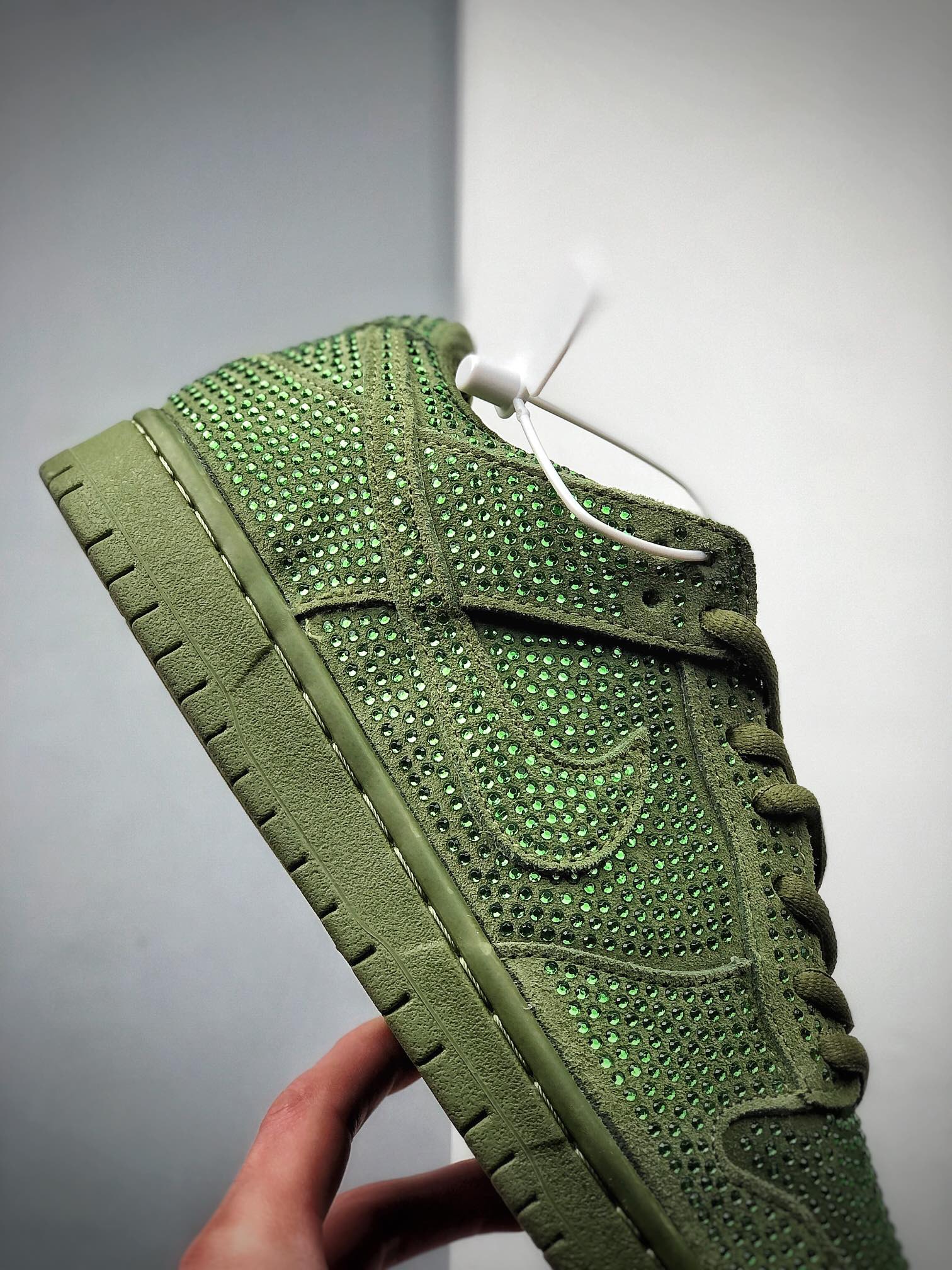 260  Cactus Plant Flea Market x Nike Dunk Low白色水钻重磅配色CZ2670-300