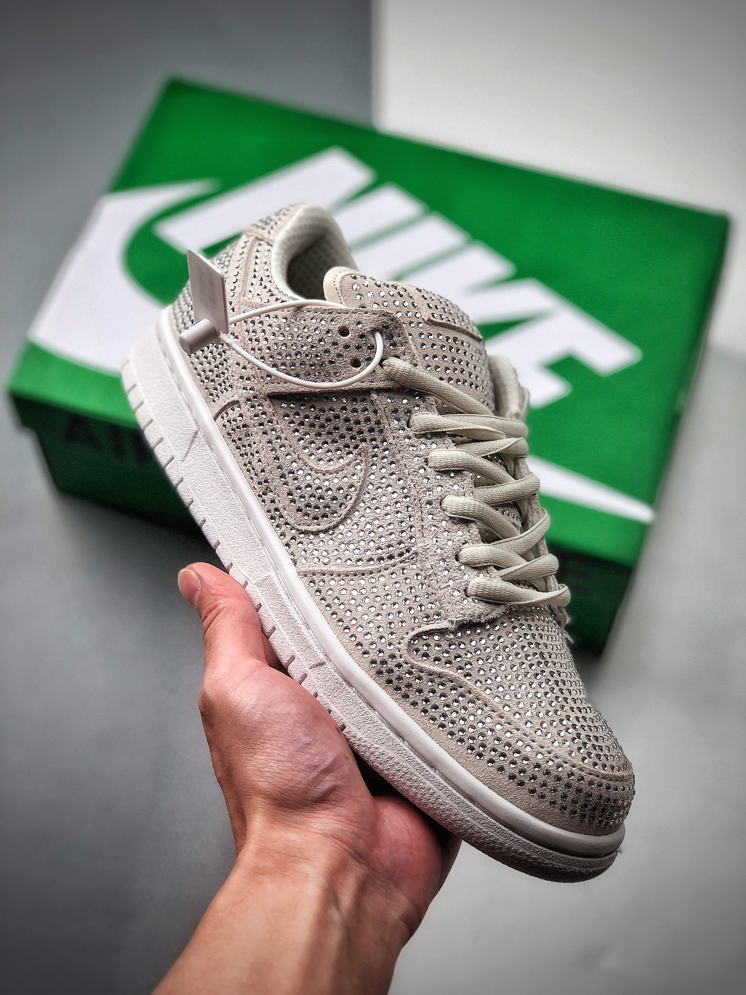 260  Cactus Plant Flea Market x Nike Dunk Low白色水钻重磅配色CZ2670-001