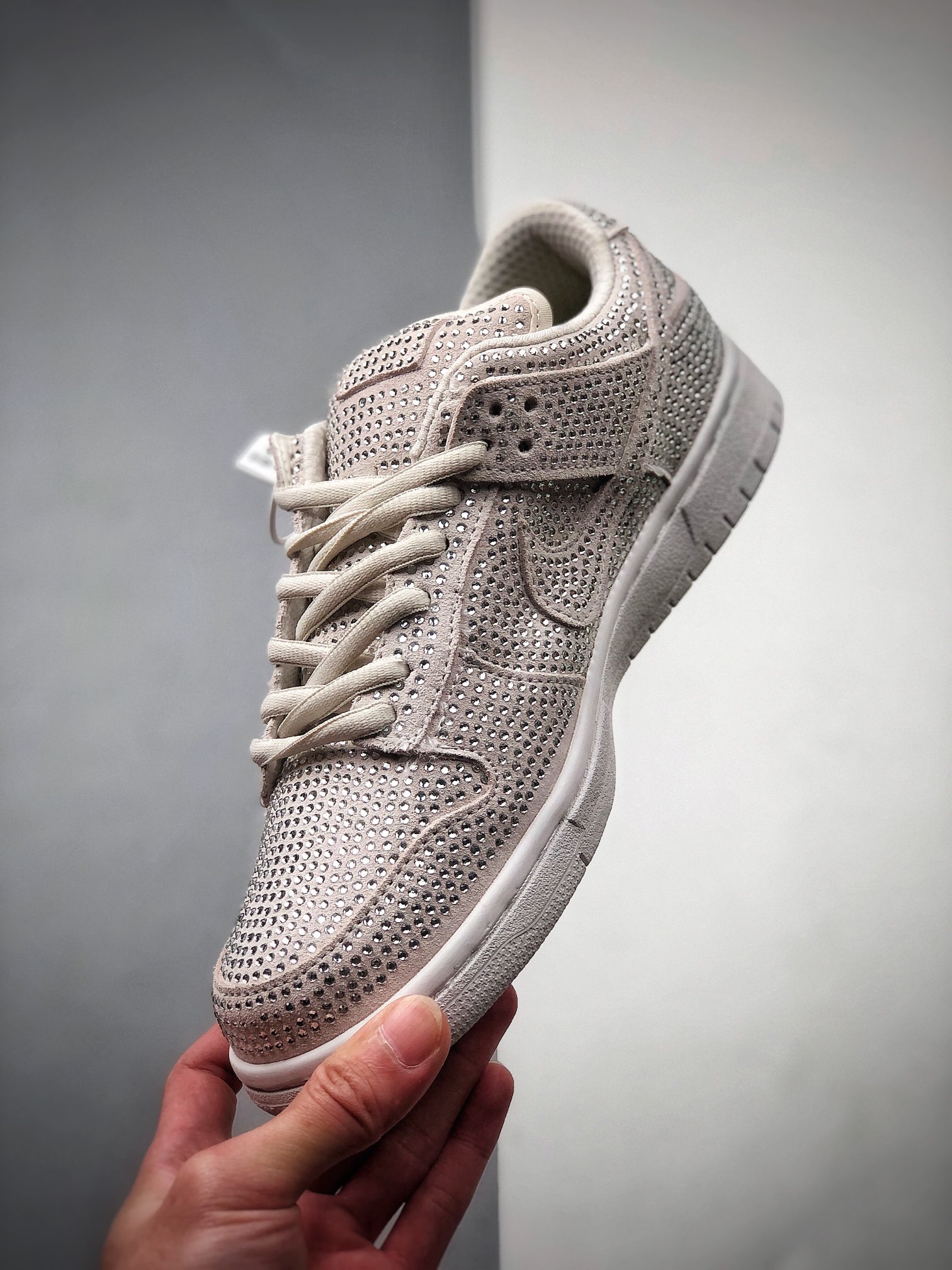260  Cactus Plant Flea Market x Nike Dunk Low白色水钻重磅配色CZ2670-001