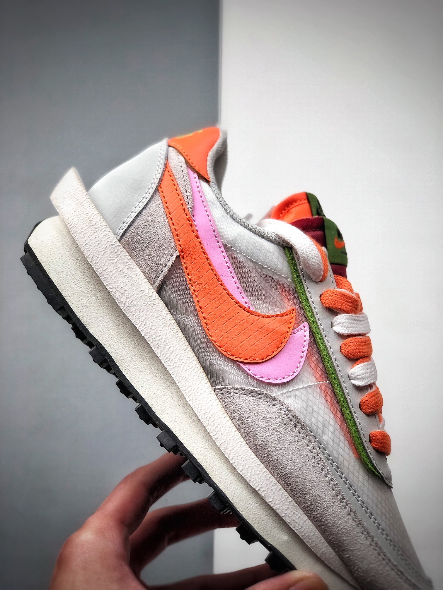 260  Sacai x Nike LVD Waffle Daybreak 联名走秀款  DH1347-100