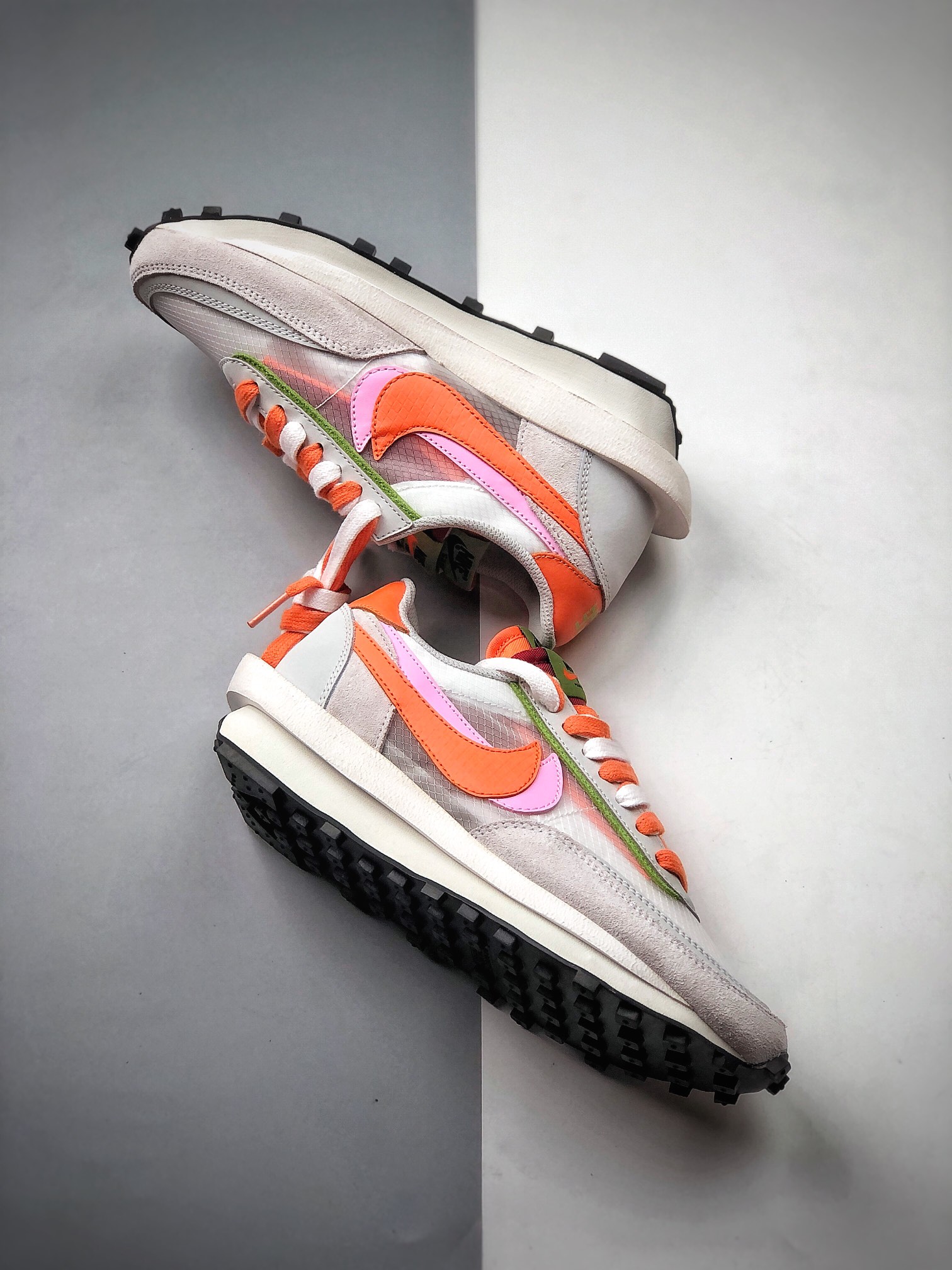 260  Sacai x Nike LVD Waffle Daybreak 联名走秀款  DH1347-100
