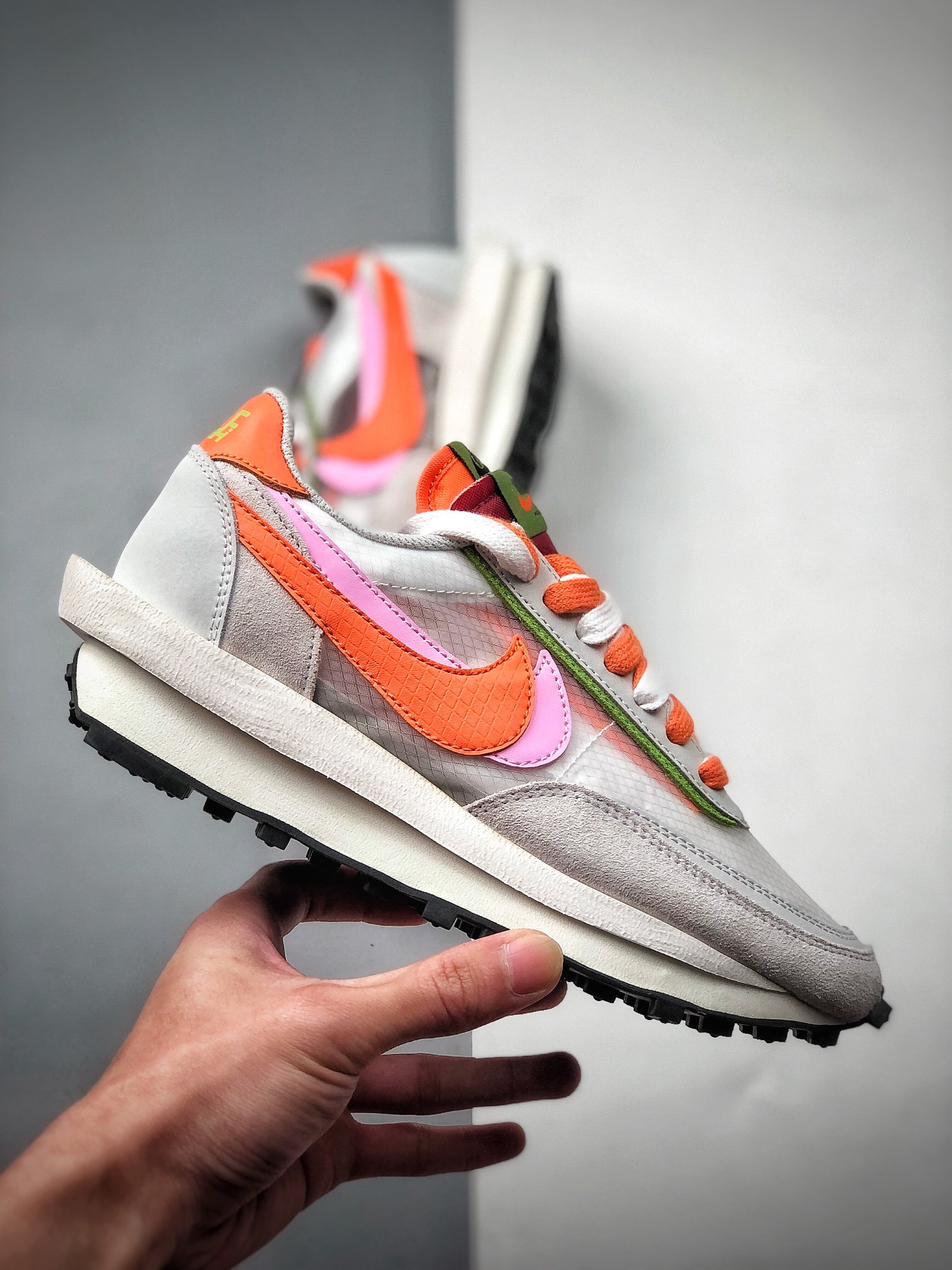 260  Sacai x Nike LVD Waffle Daybreak 联名走秀款  DH1347-100