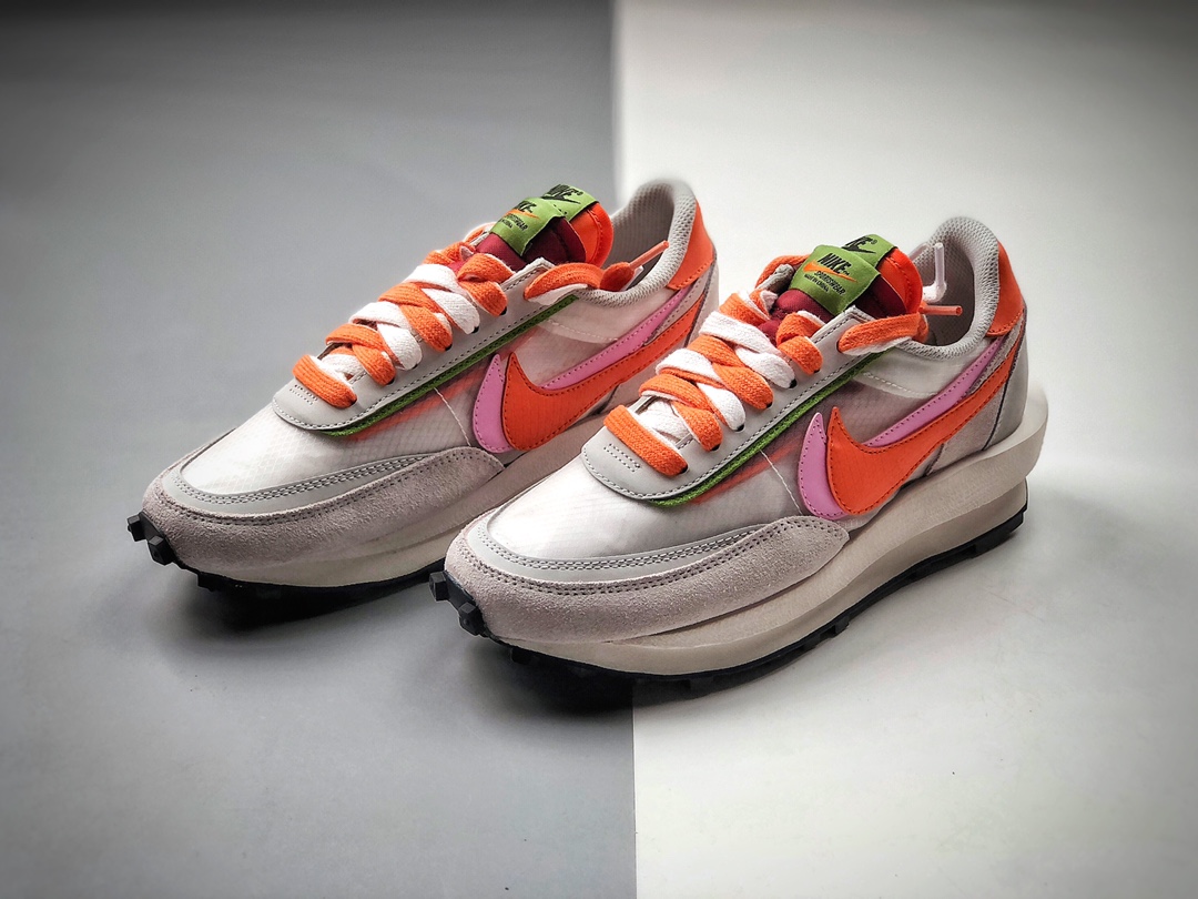 260  Sacai x Nike LVD Waffle Daybreak 联名走秀款  DH1347-100
