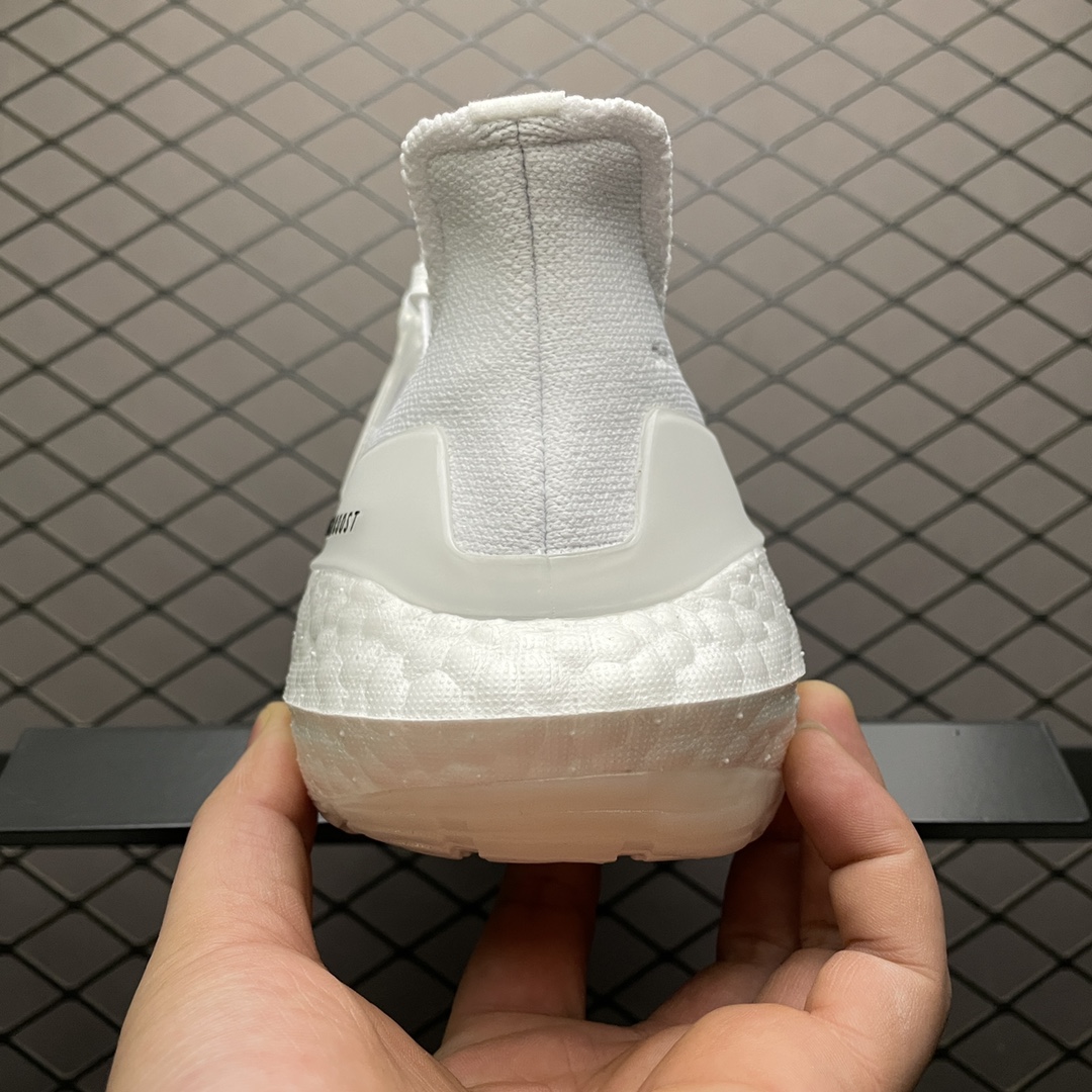 220 AD 阿迪 Ultra Boost UB21 超弹力爆米花中底休闲跑步鞋 FY0846