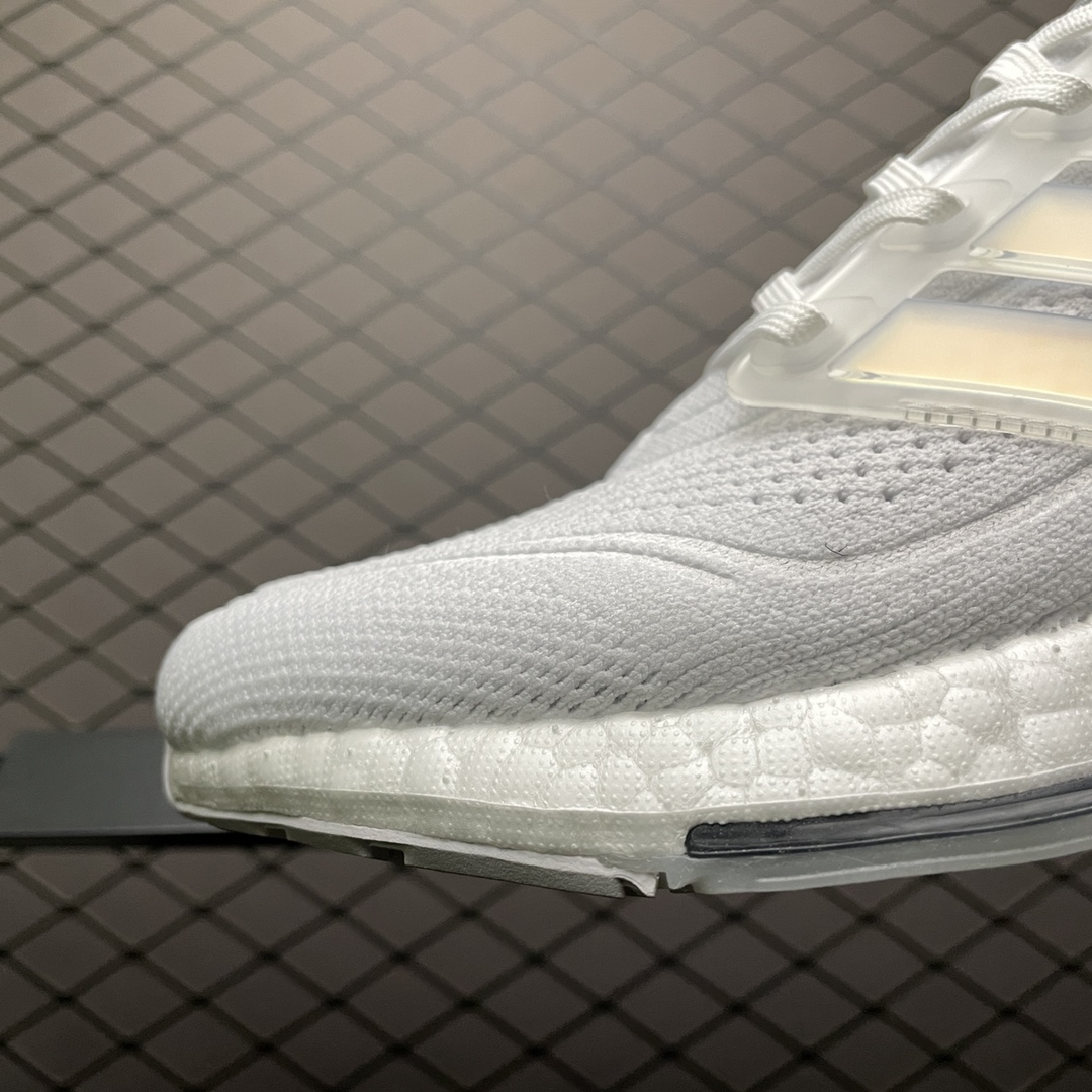 220 AD 阿迪 Ultra Boost UB21 超弹力爆米花中底休闲跑步鞋 FY0846