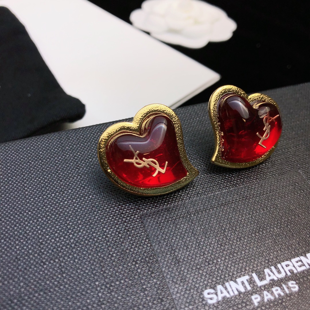 p250 ❤️YSL Saint-Lorland 钉 钉 钉 ❤️ ❤️ ❤️ 。 。 It’s a fine, fashionable, novel French style。 - 图片 8