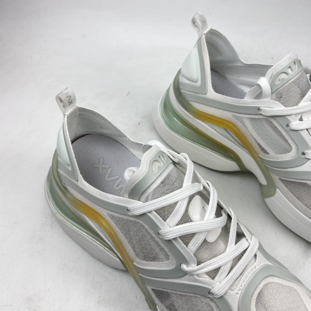 P160 Nike Air Max 270 XX 耐克新款女子运动休闲气垫跑鞋 CU9430-100