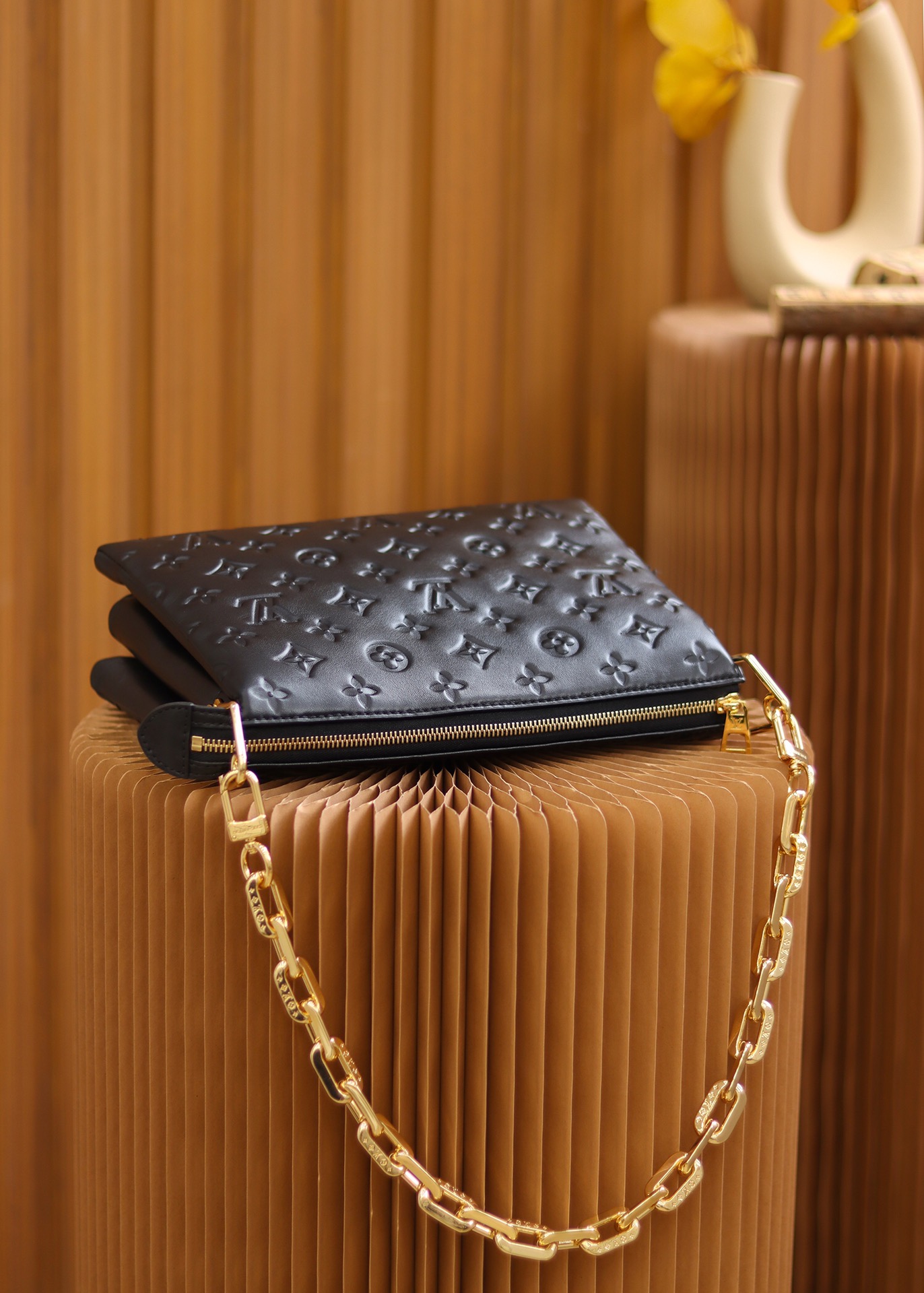 Louis Vuitton LV Coussin PM 单肩包 M57790