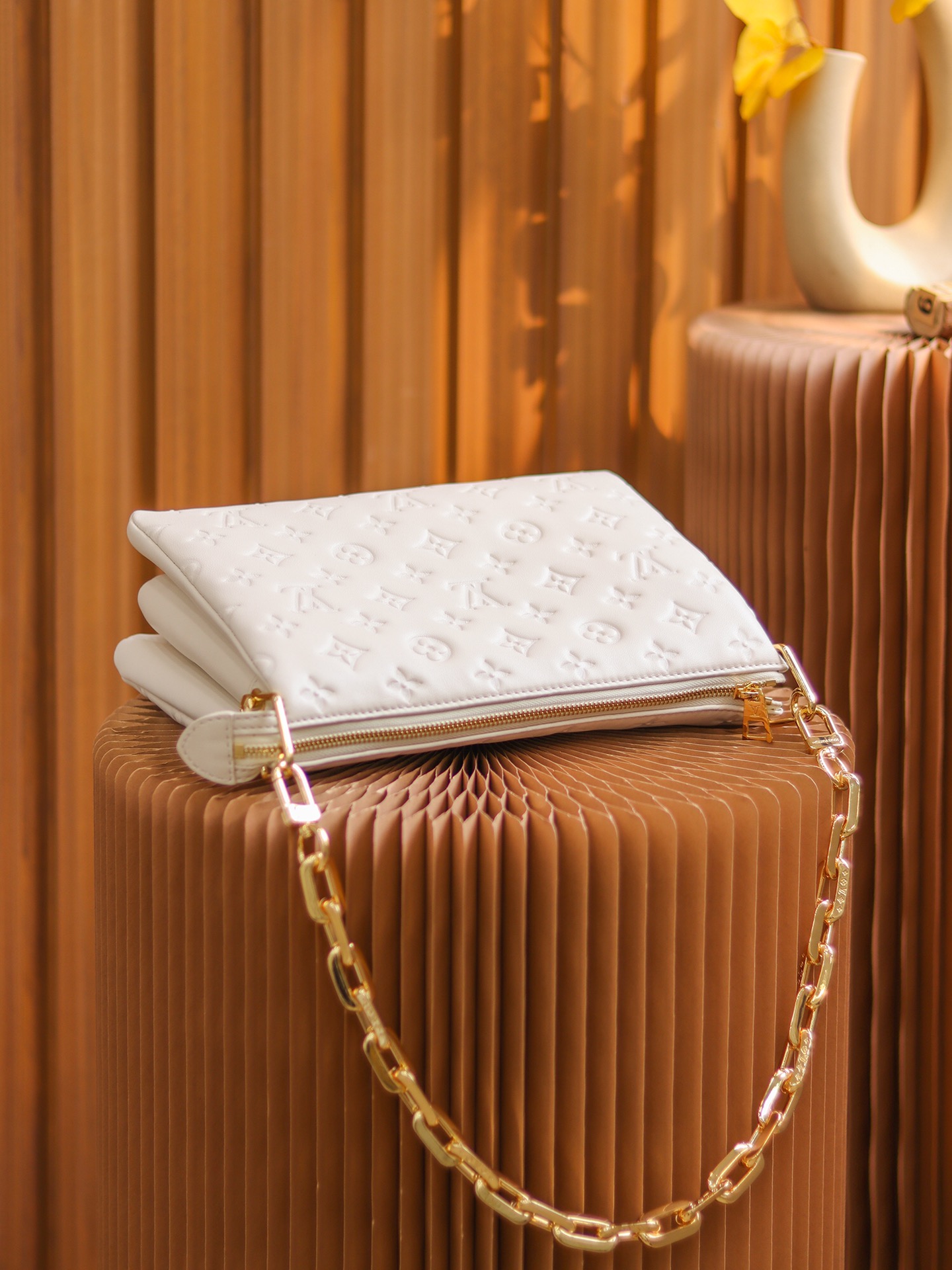 Louis Vuitton LV Coussin PM 单肩包 M57793