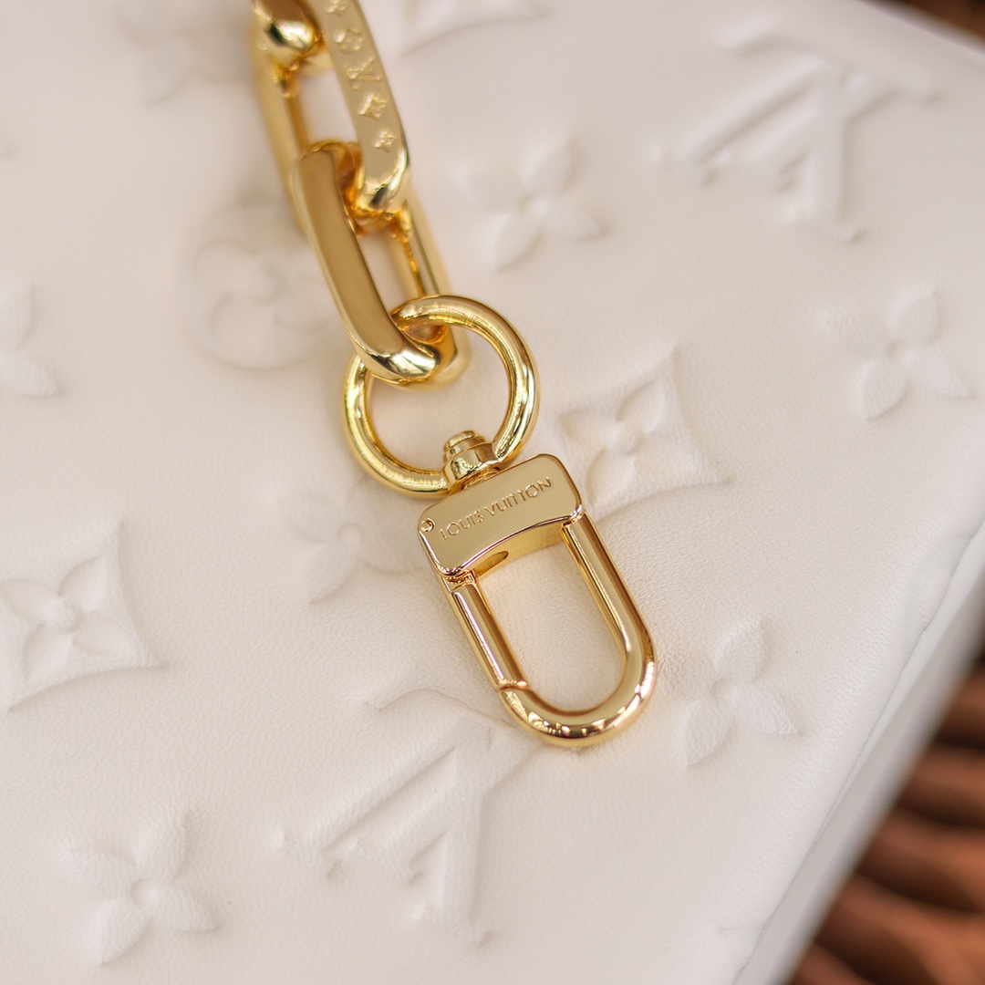 Louis Vuitton LV Coussin PM 单肩包 M57793