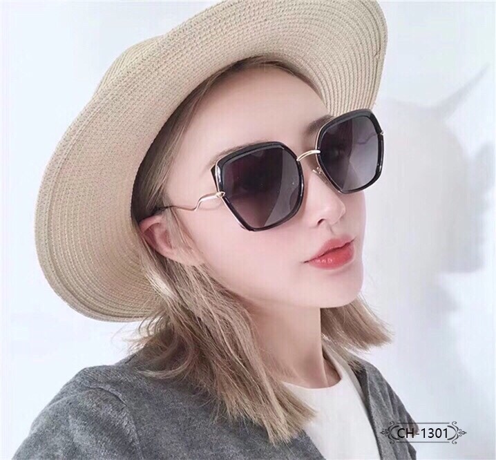 .法国香奈儿-CHANEL.宝丽来树