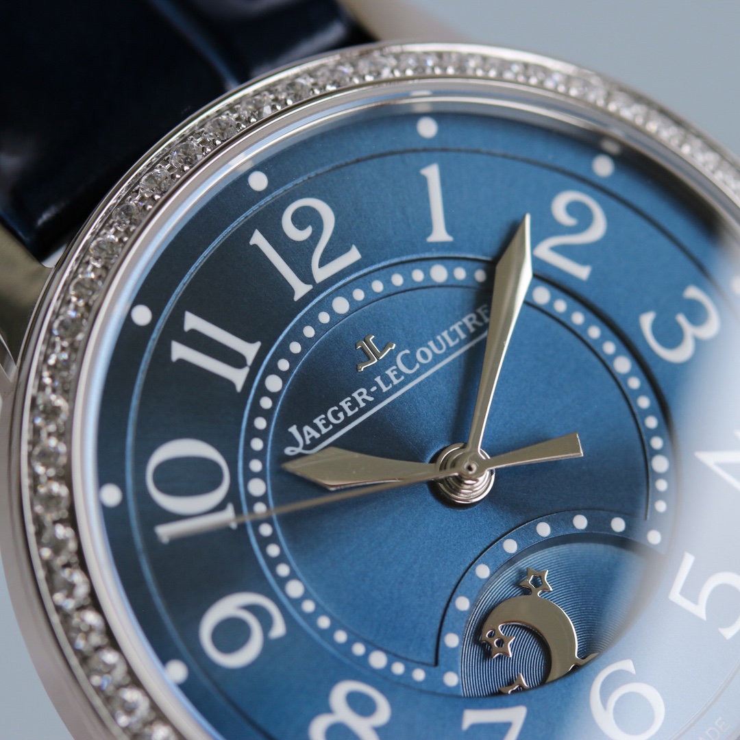 Cartier 又一热门神作——积•家约会系列腕表浪漫登场 修正现市面任何版本的所有不足之处 简约淑女