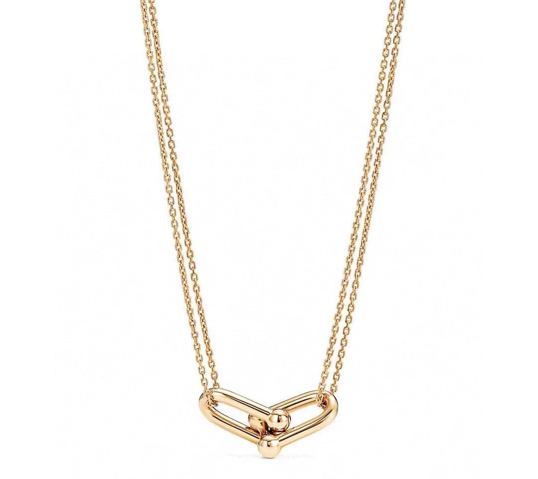 NO:661030,The necklace that has been popularized by Korean dramas recently. T's new work. A single necklace with a stacking effect. Two small rings interlocking, Tiffany necklace, tiffany, necklace.19860909最近被韩剧疯狂种草的项链 T家新款作品 单项链做叠戴效果 两小环相扣,蒂芙尼项链,tiffany,necklace,Jewelry