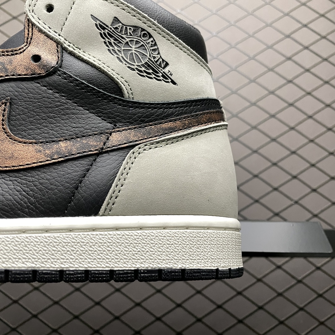 300 Air Jordan 1 AJ1乔1 文化篮球鞋 555088-033