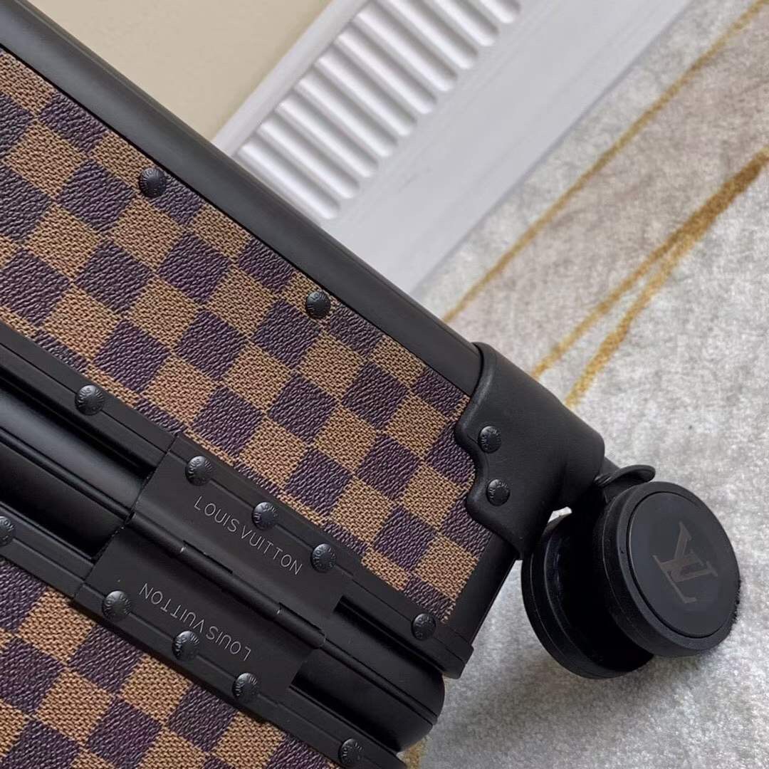 Louis Vuitton Damier Graphite 20-inch Aluminum Frame Carry-On Suitcase 5 i1618116835 4700 3