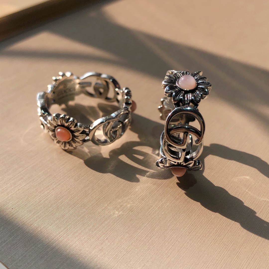 NO:100856,New Gucci pink shell flower ring arrives [color] [color] Official latest!  !  !  Size 09#12#15#16#17#20#22#, Gucci ring, gucci, gucci, ring19860909新款 Gucci粉贝花戒到货[色][色] 官方最新！！！ 尺寸09#12#15#16#17#20#22#,古驰戒指,gucci,gucci,ring,Jewelry