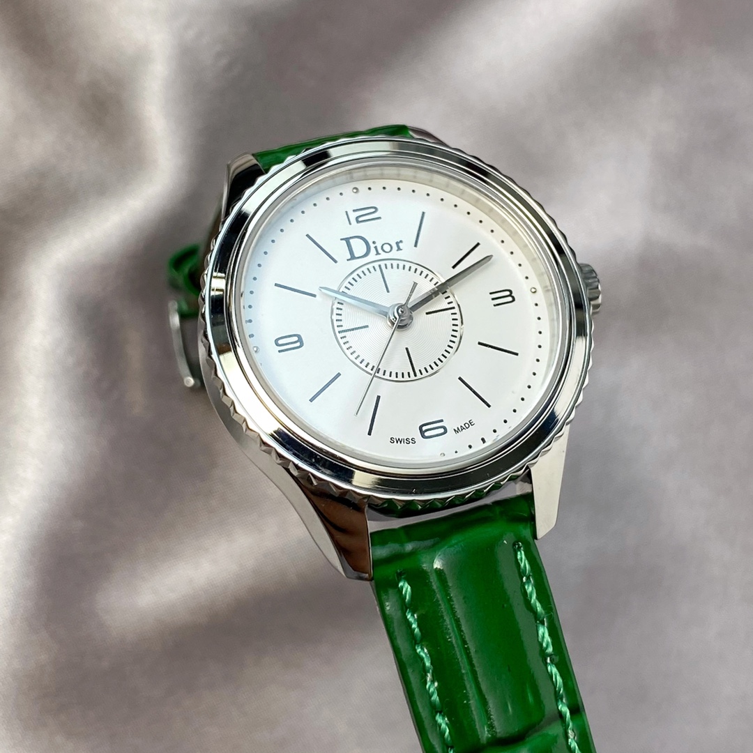 Dior Diau Fashion Watch: Swiss Quartz, 33mm Sapphire Mirrors, Customized Design. - 图片 3