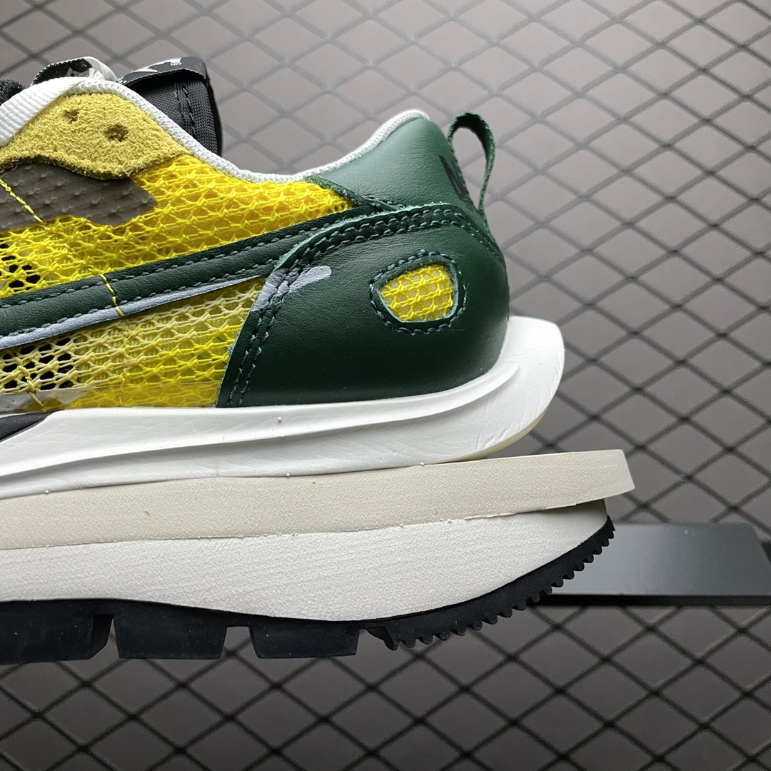 320 Sacai X Nike Vaporwaffle 华夫三代3.0 走秀 重磅联名合作款 CV1363-700