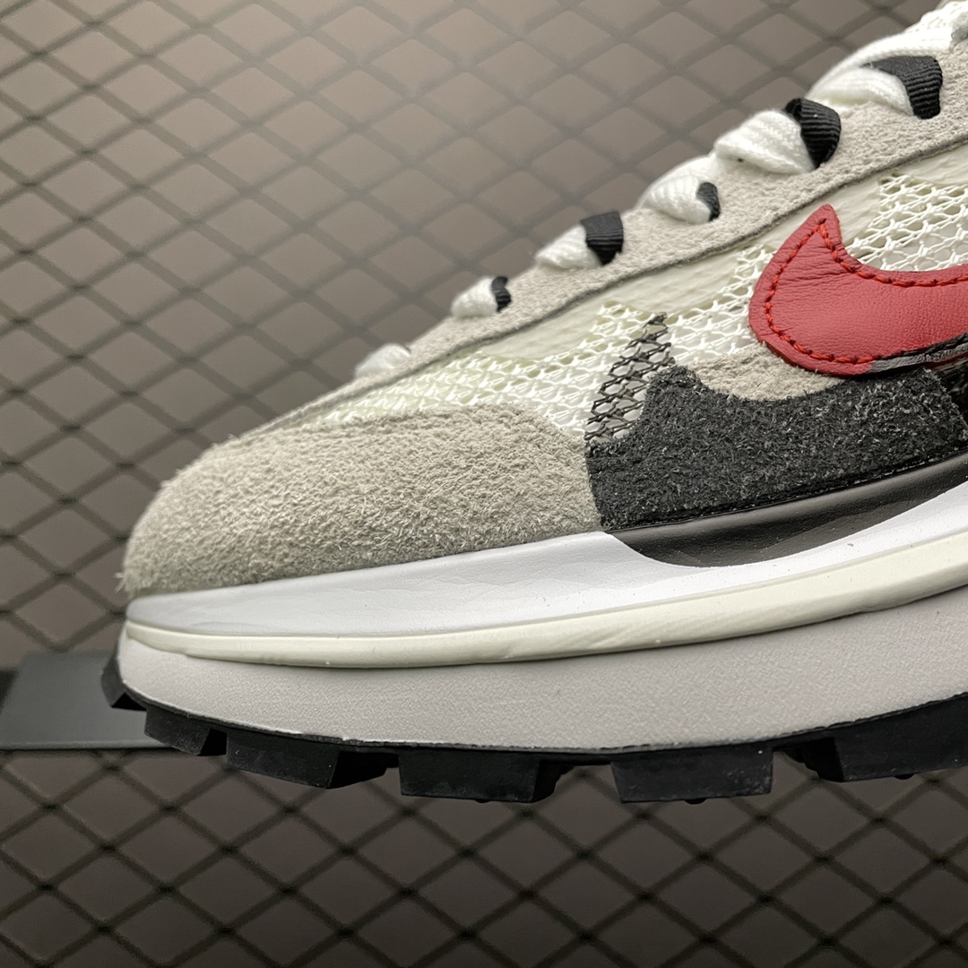 320 Sacai X Nike Vaporwaffle 华夫三代3.0 走秀 重磅联名合作款 CV1363-001