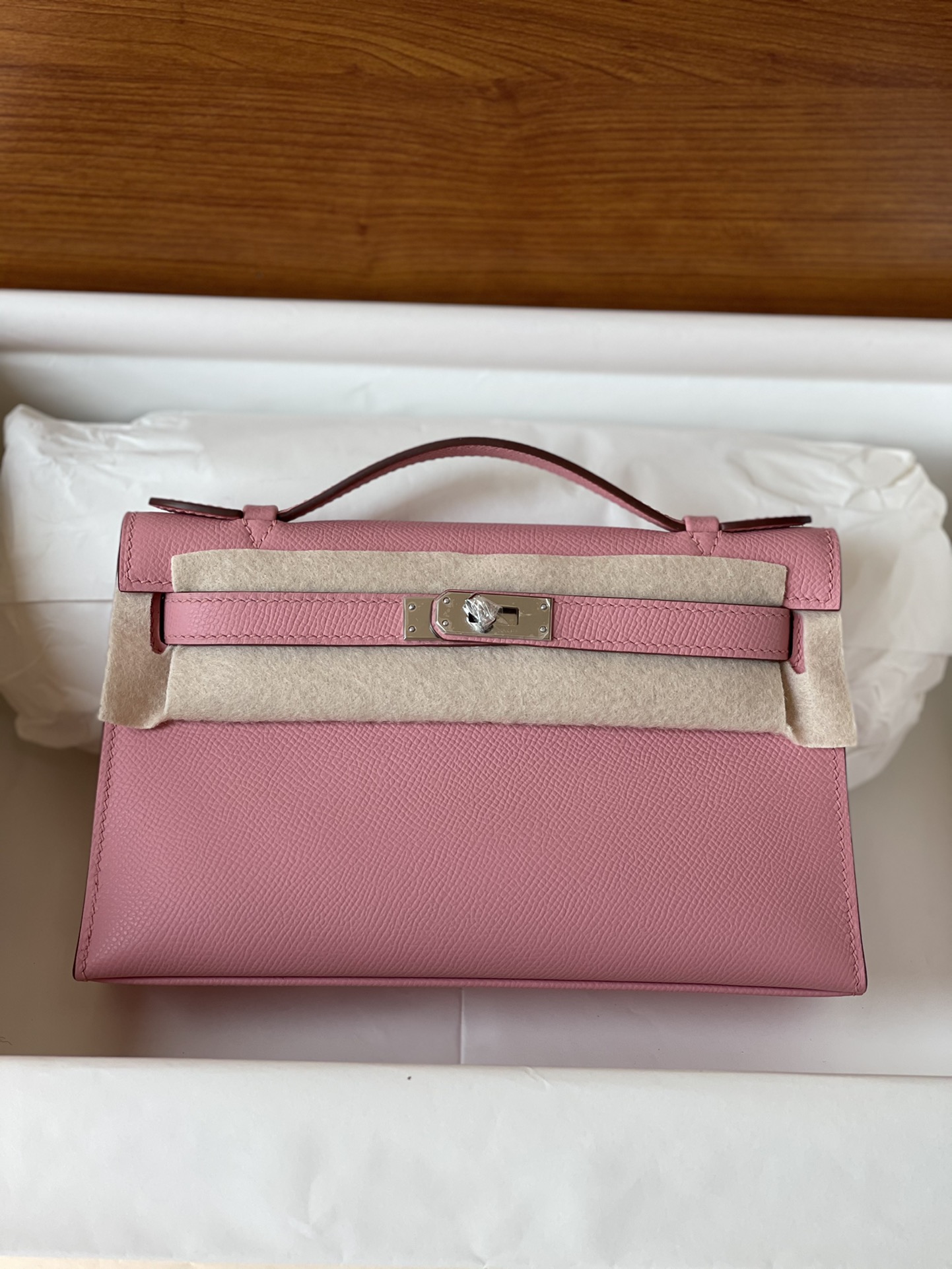 NO:698835,Kelly first generation handbag 22cm pink silver buckle in stock, Hermes, hermes, Hermes,19860909Kelly一代手包 22cm 粉色银扣现货,爱马仕,hermes,Hermes,,Bag