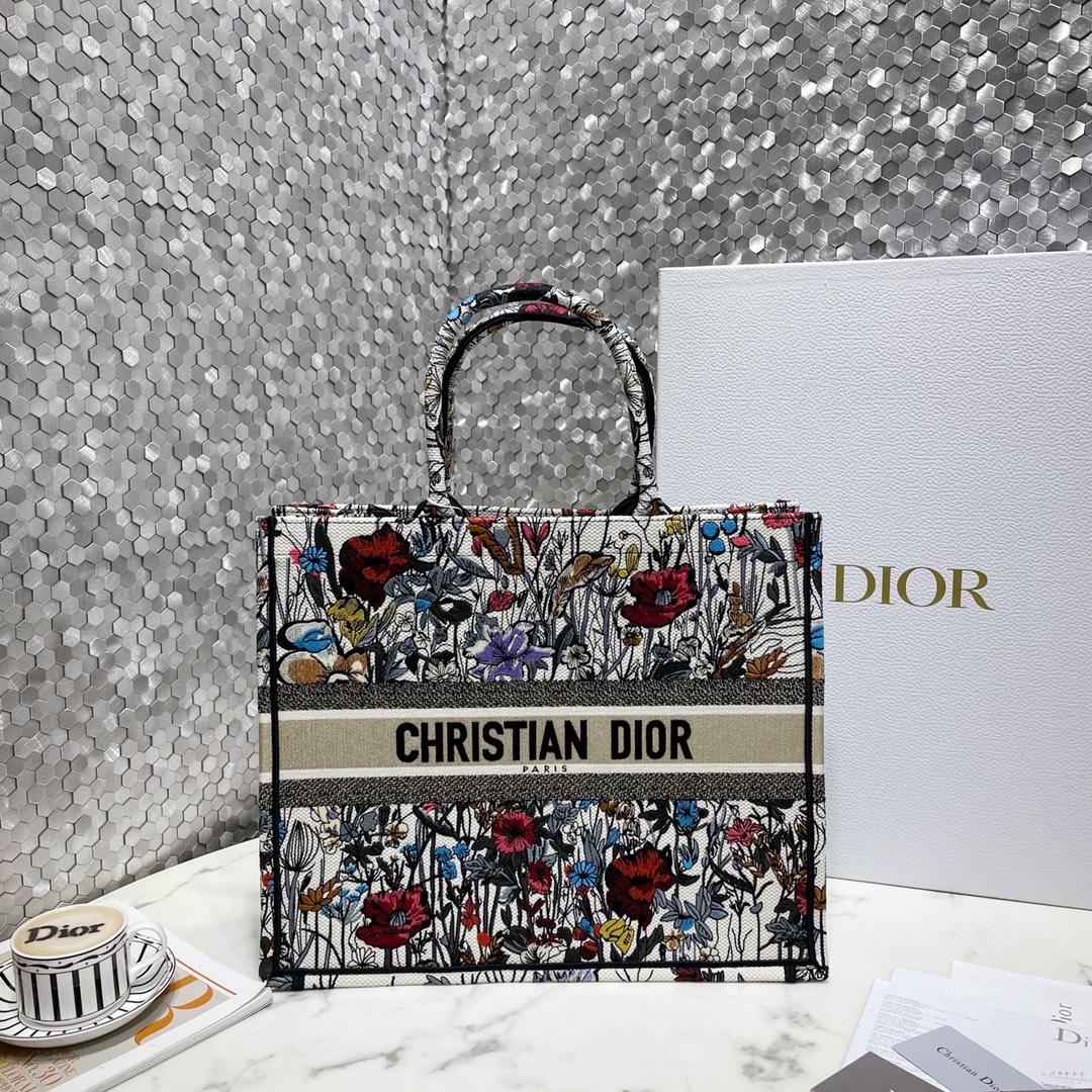 Dior Book Tote Handbags Tote Bags Embroidery