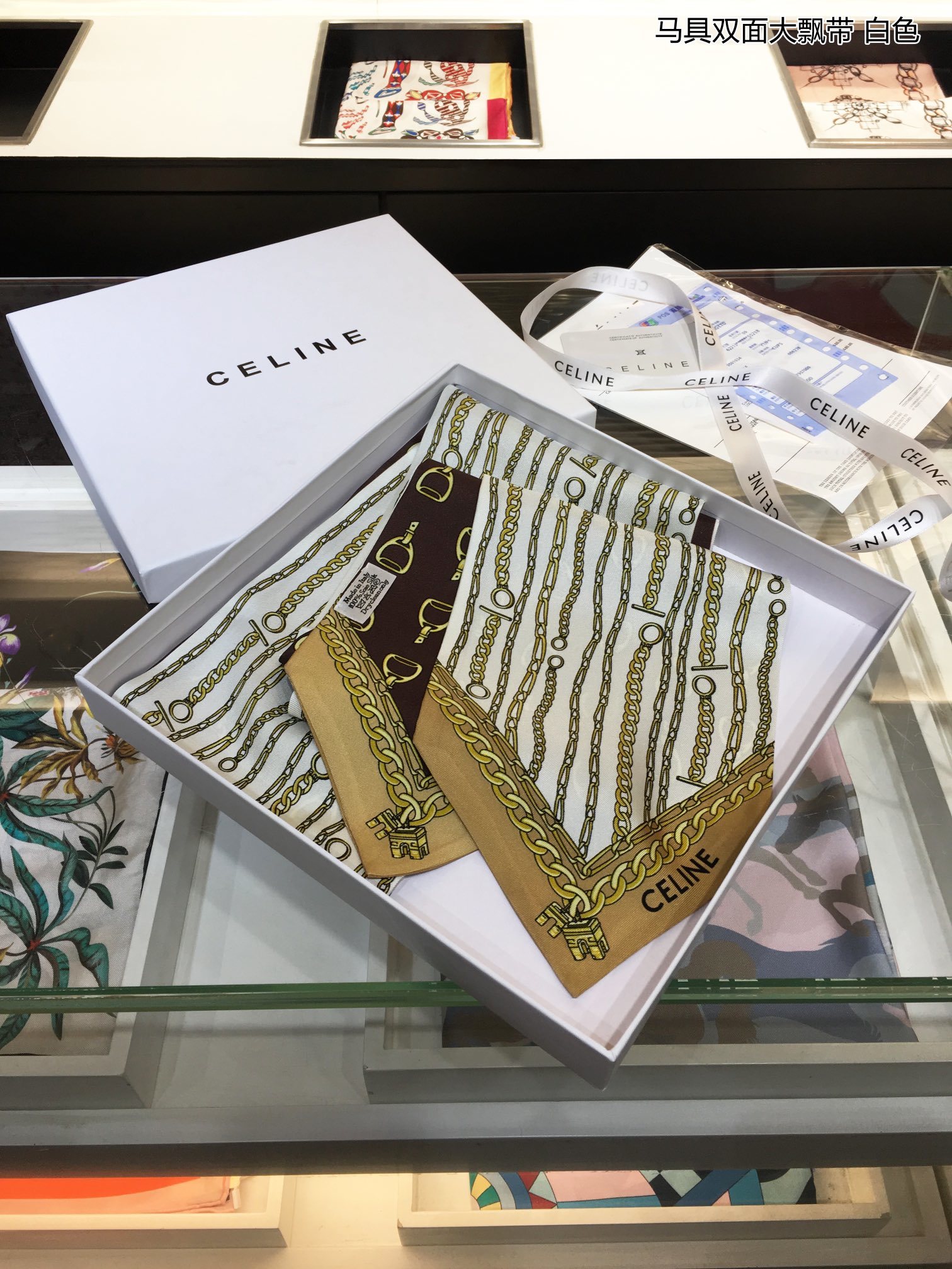 CELINE这款超美啊!!一眼让人就