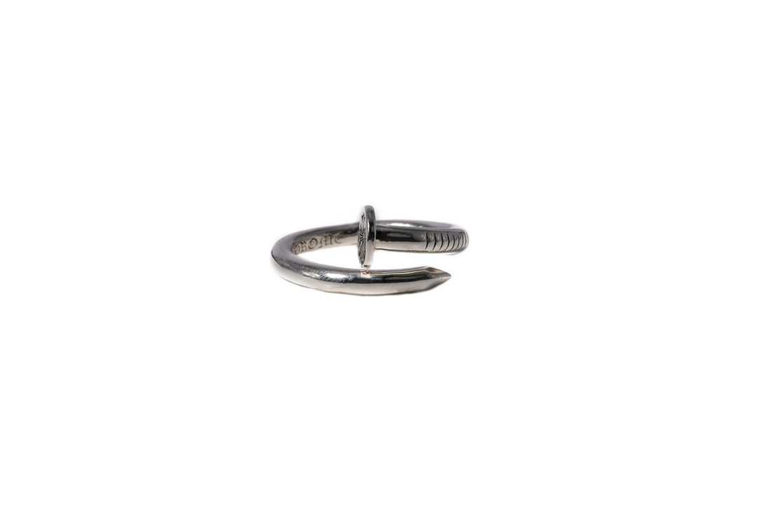 Chrome Hearts 克罗心 超火釘子戒指