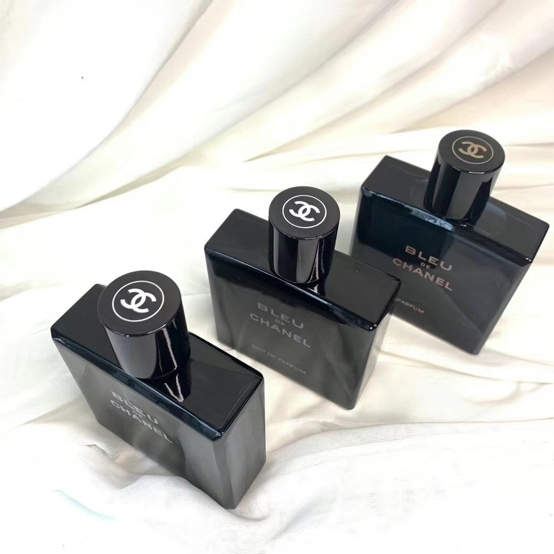 一比一/60💰其他
一比一/65💰金字香精版
香奈儿蔚蓝男士淡香50ml 100ml 
香奈儿蔚蓝男士浓香50ml 100ml 
香奈儿蔚蓝男士金字香精版100ml