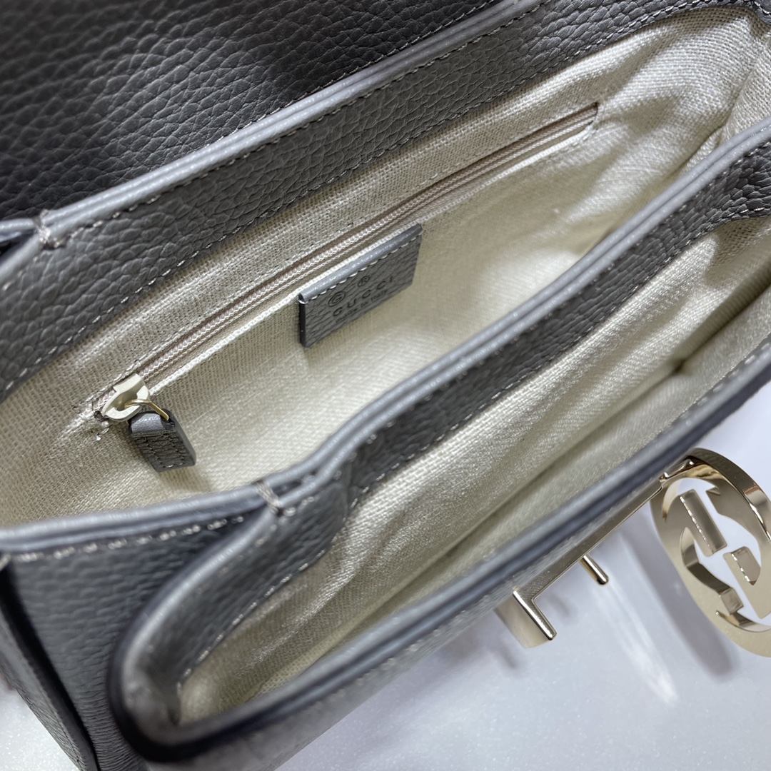 GUCCI古驰金属双G压扣小牛皮单肩斜跨包607720