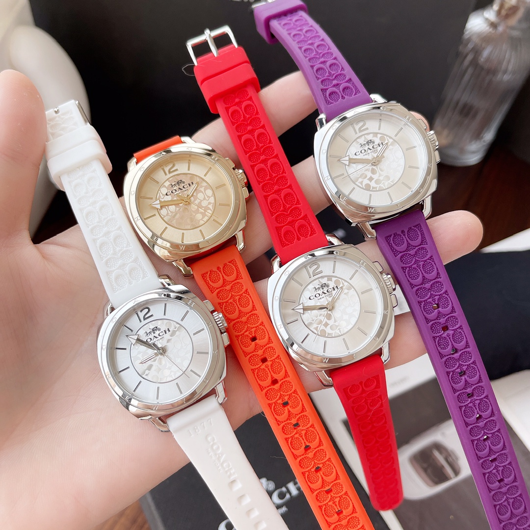 来一波coach新款手表