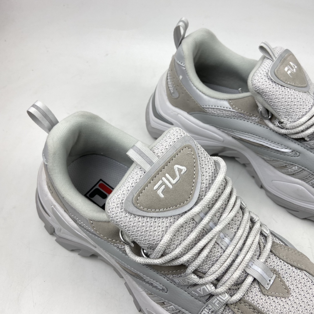 P200 Fila Inteation Light 斐乐鱼刺二代反光内增高老爹鞋 T12W041107FLS