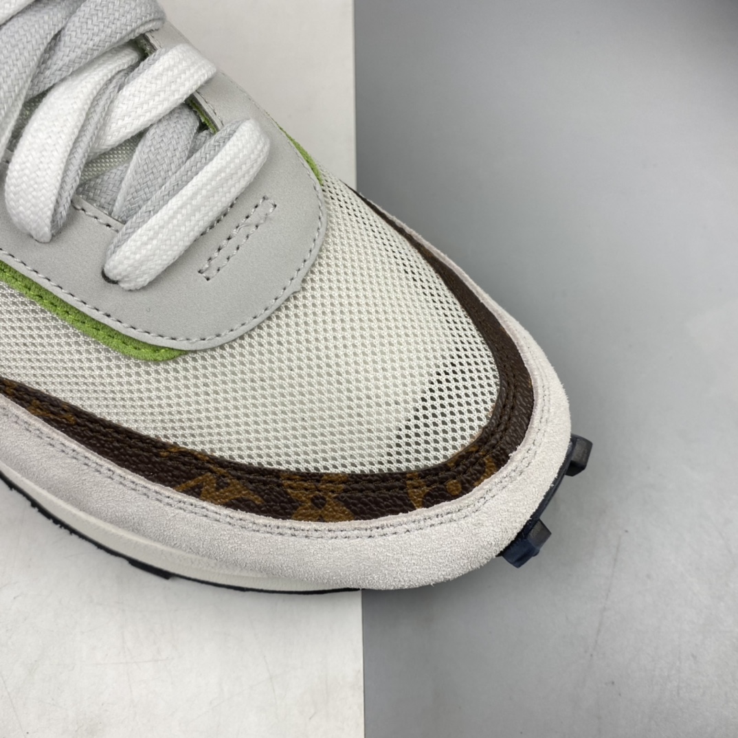 P190 Sacai x Nike LVD Waffle Daybreak 联名走秀款 网纱皮面拼接 双勾Swoosh跑步鞋 BV0076-002