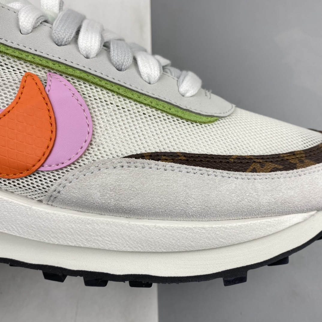 P190 Sacai x Nike LVD Waffle Daybreak 联名走秀款 网纱皮面拼接 双勾Swoosh跑步鞋 BV0076-002