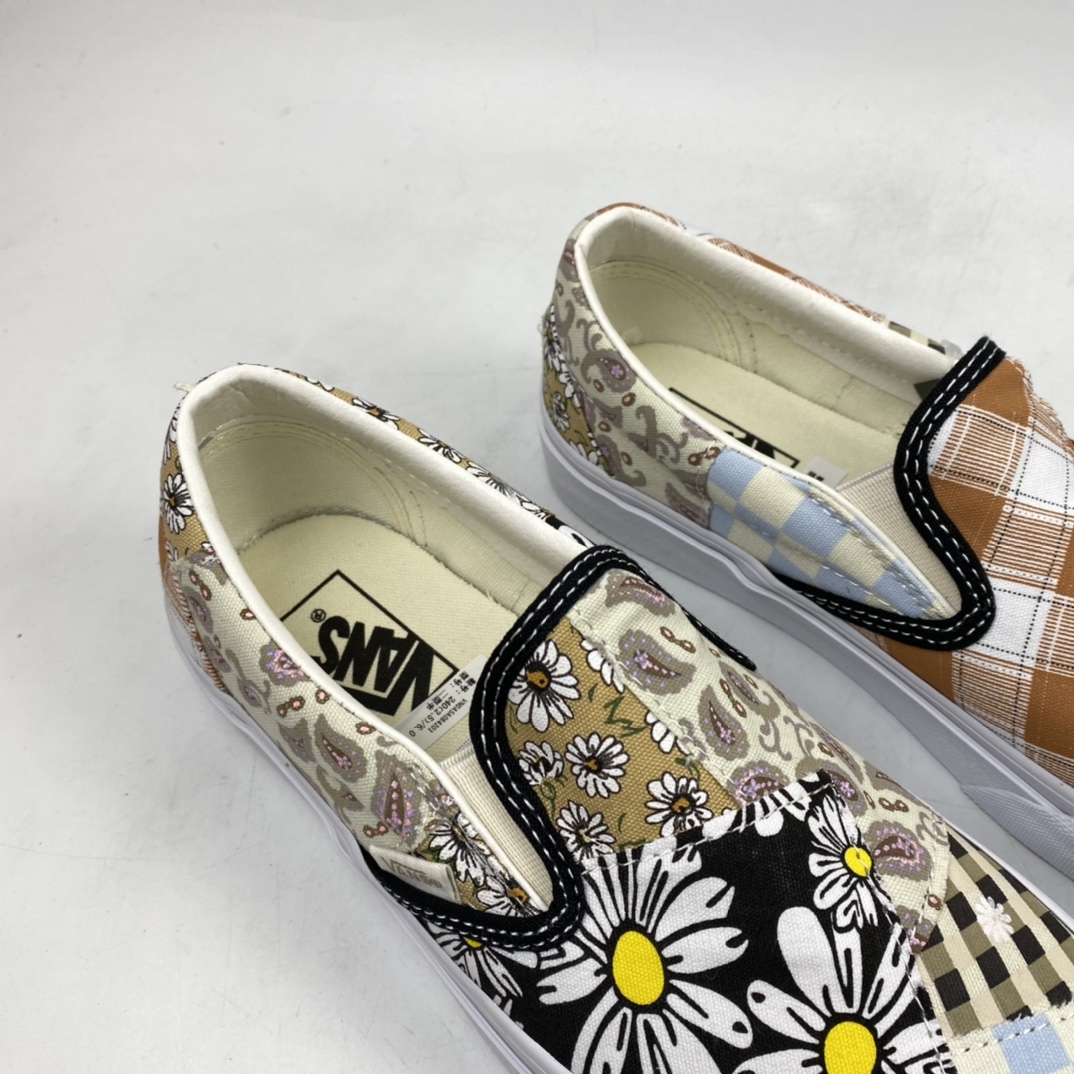 P150 Vans Slip On 复古限定白色腰果花 拼接不对称棋盘低帮板鞋 VN0A5A084201