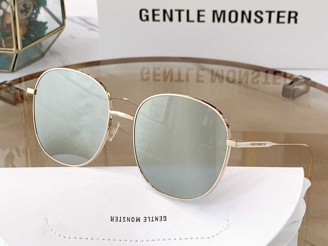 GENTLEMONSTERDOUBL