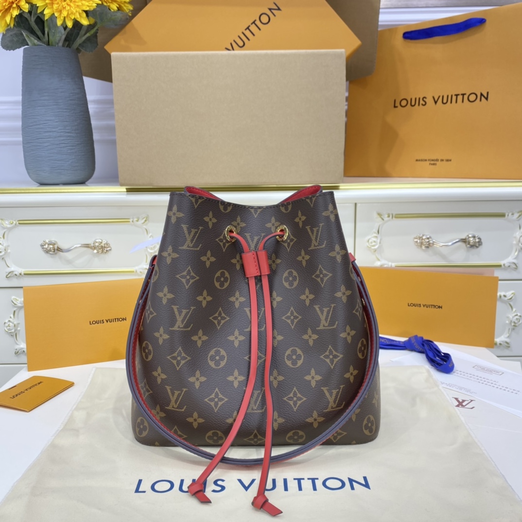 Louis Vuitton LV NeoNoe Bucket Bags Gold Red Monogram Canvas Calfskin Cowhide Spring Collection M44021