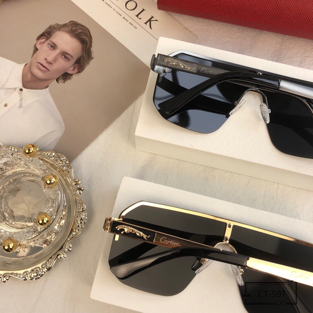 .法国卡地亚-Cartier.宝丽来
