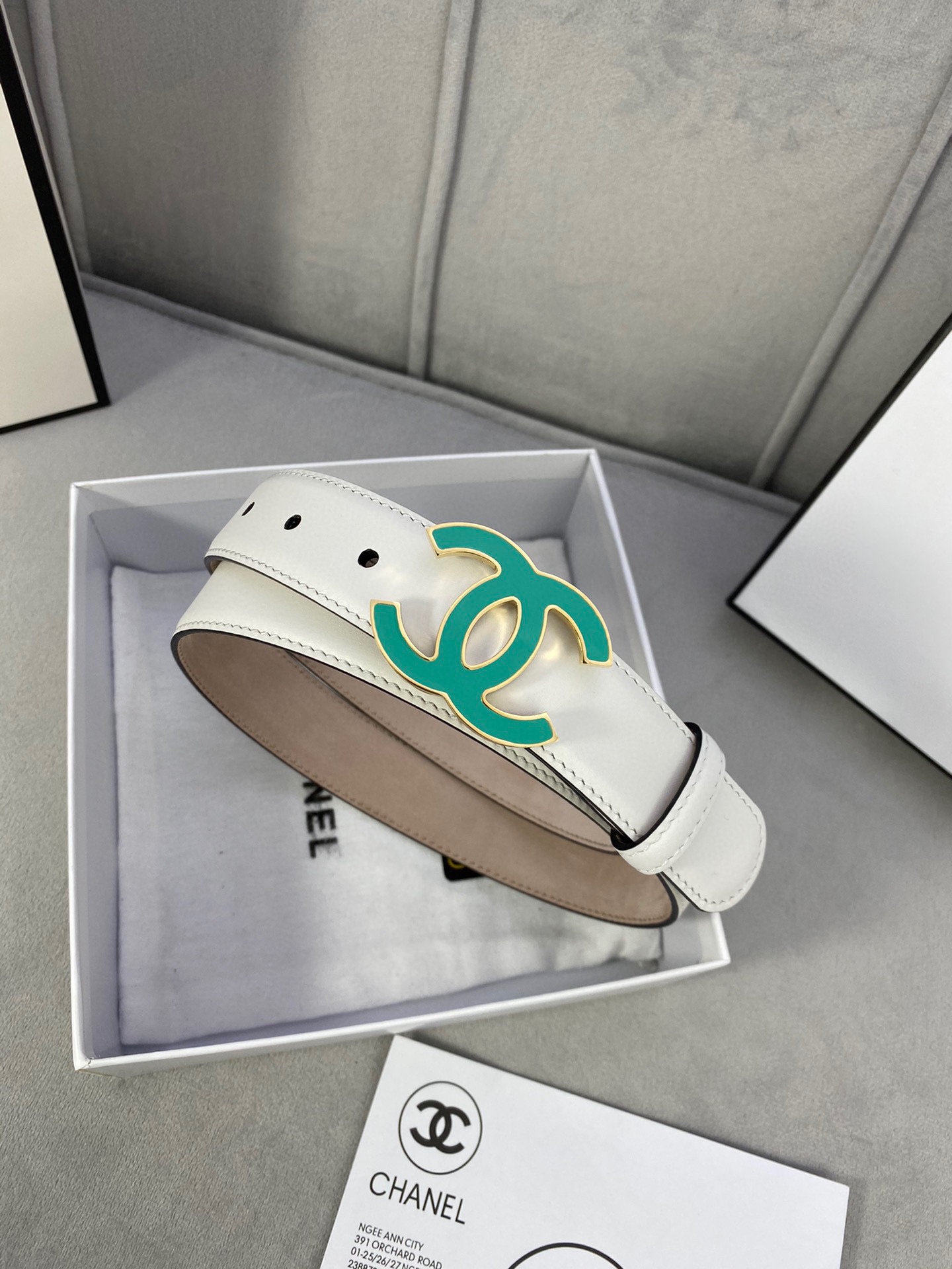  宽度3.0cm Chanel （香奈儿）女士经典款腰带皮带新款光滑内衬磨砂牛皮银色/精品磨胶钢扣