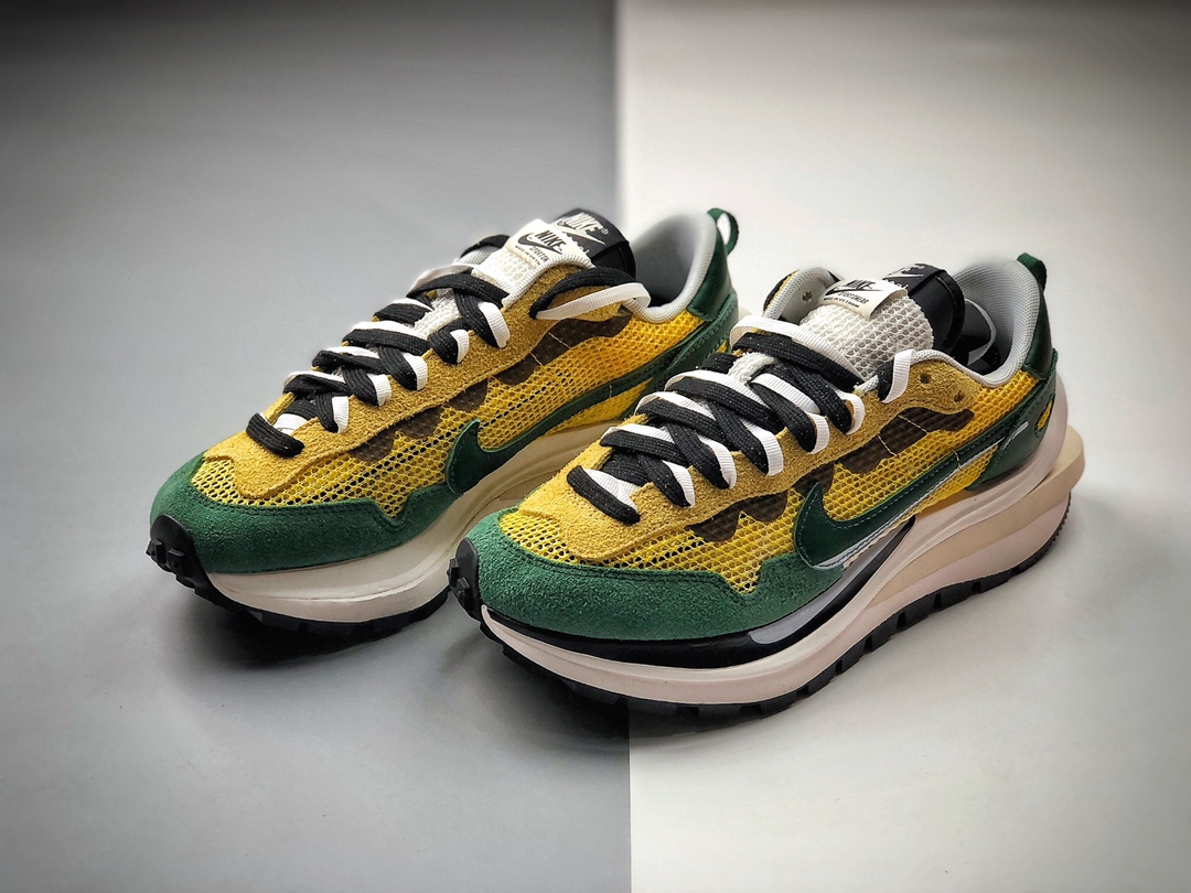 280  Sacai X Nike Vaporwaffle 华夫三代3.0 走秀 CV1363-700