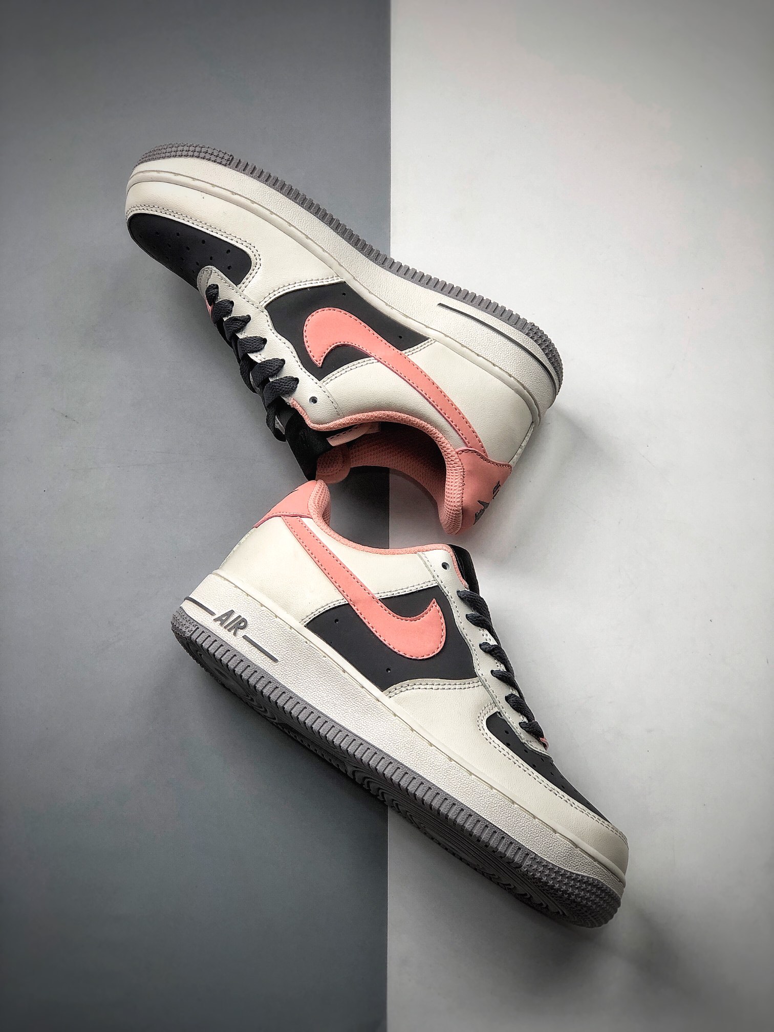 200 NIKE FORCE空军一号运动休闲板鞋 DD7209-108