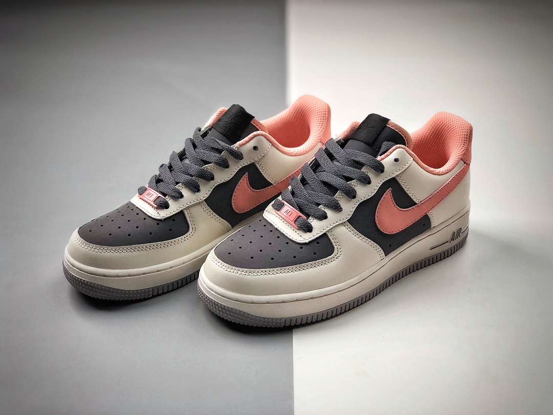 200 NIKE FORCE空军一号运动休闲板鞋 DD7209-108