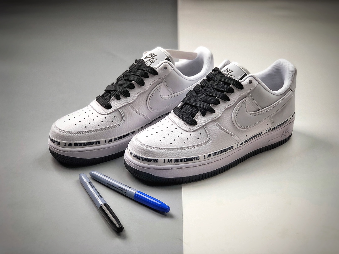 240 NIKE FORCE空军一号运动休闲板鞋   352267-801