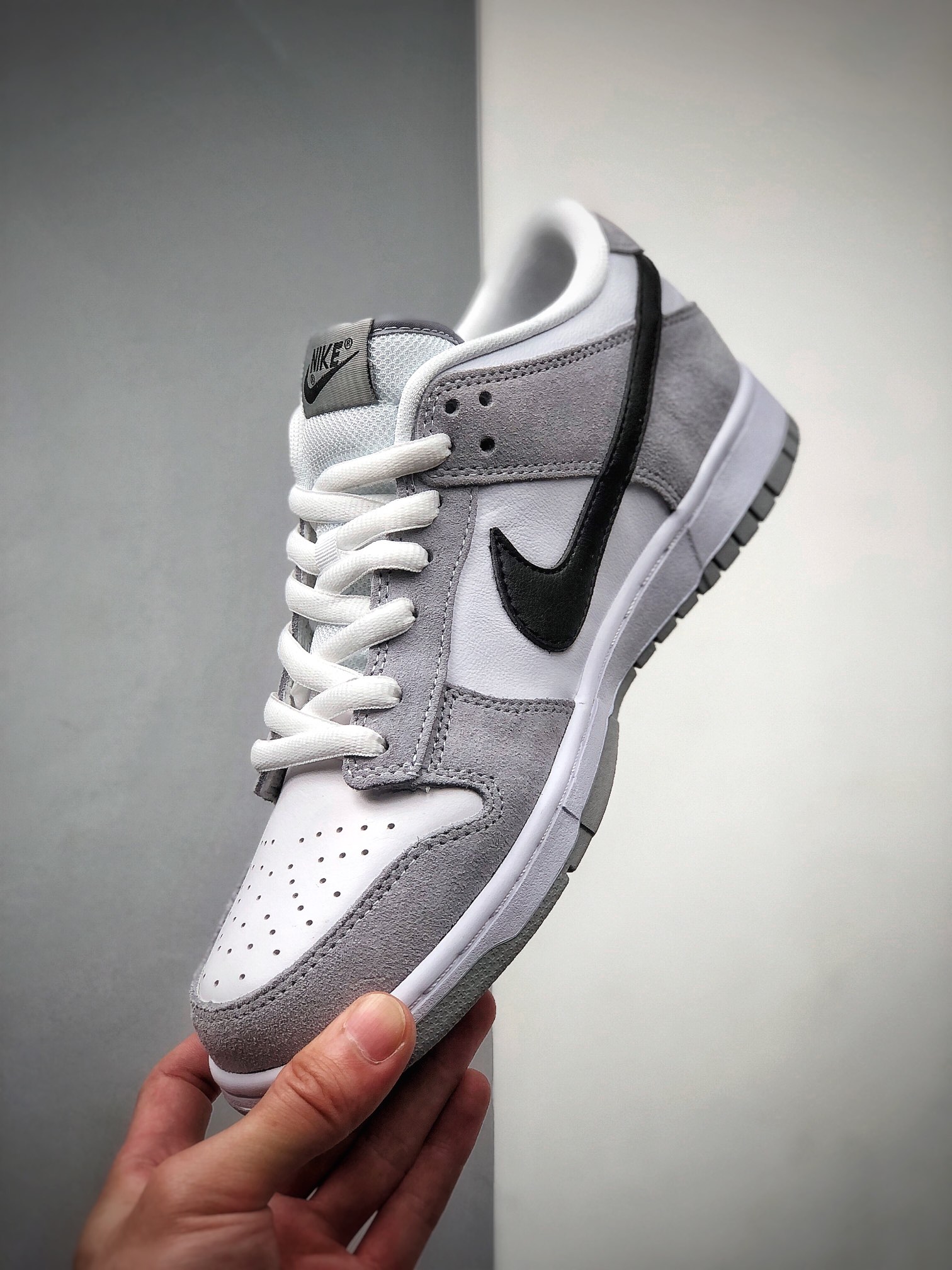 280  NIKE SB ZOOM DUNIKE LOW PRO  854866-012